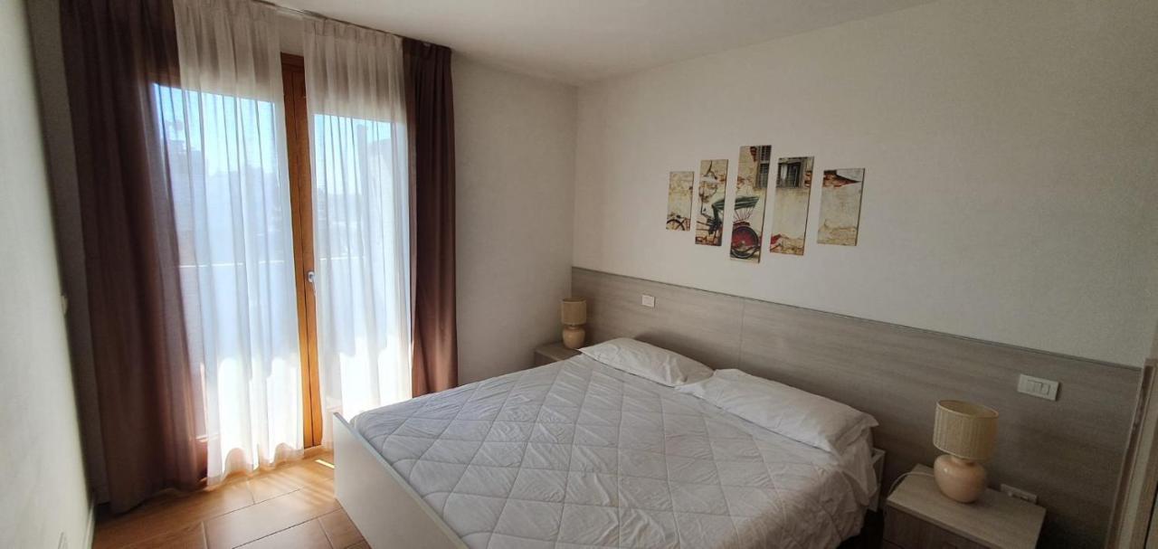 Apart Hotel Atlantic Grado Bagian luar foto