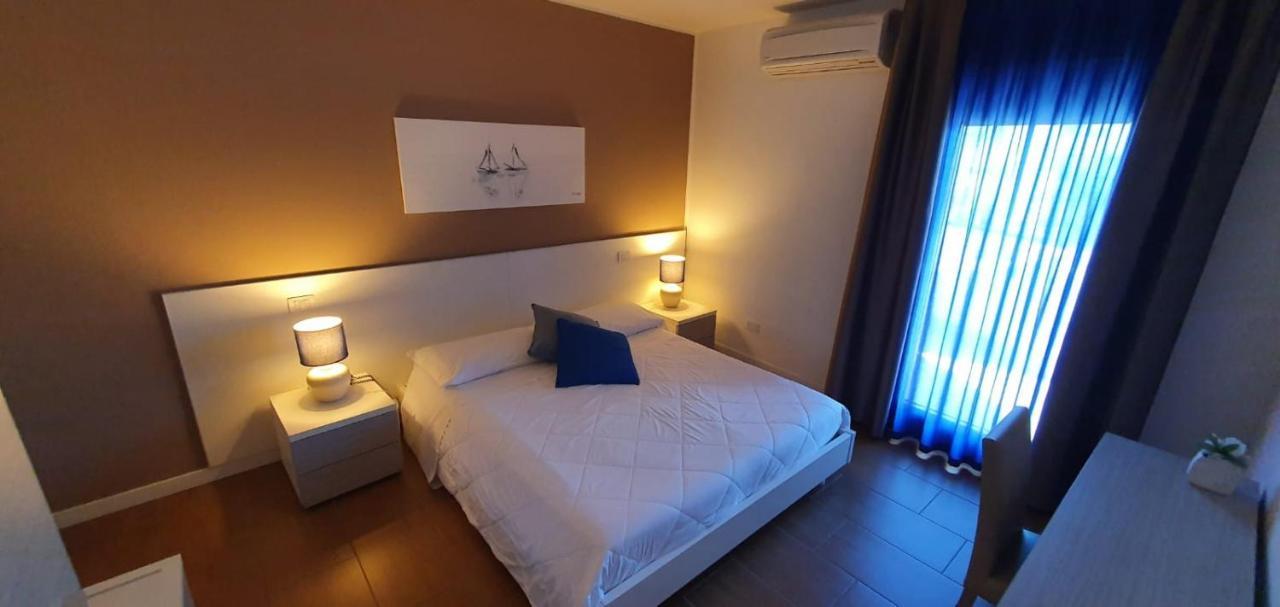 Apart Hotel Atlantic Grado Bagian luar foto