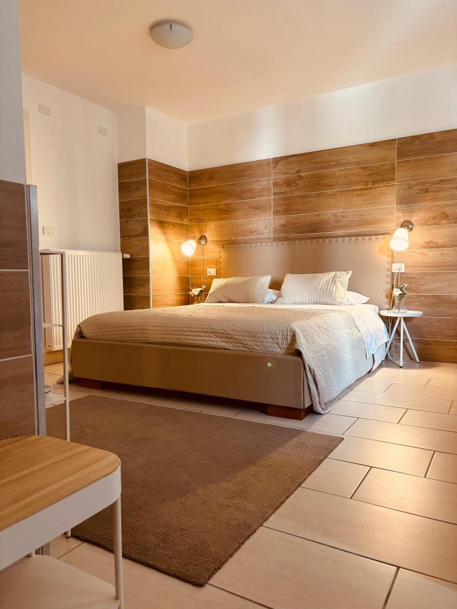 Apart Hotel Atlantic Grado Bagian luar foto
